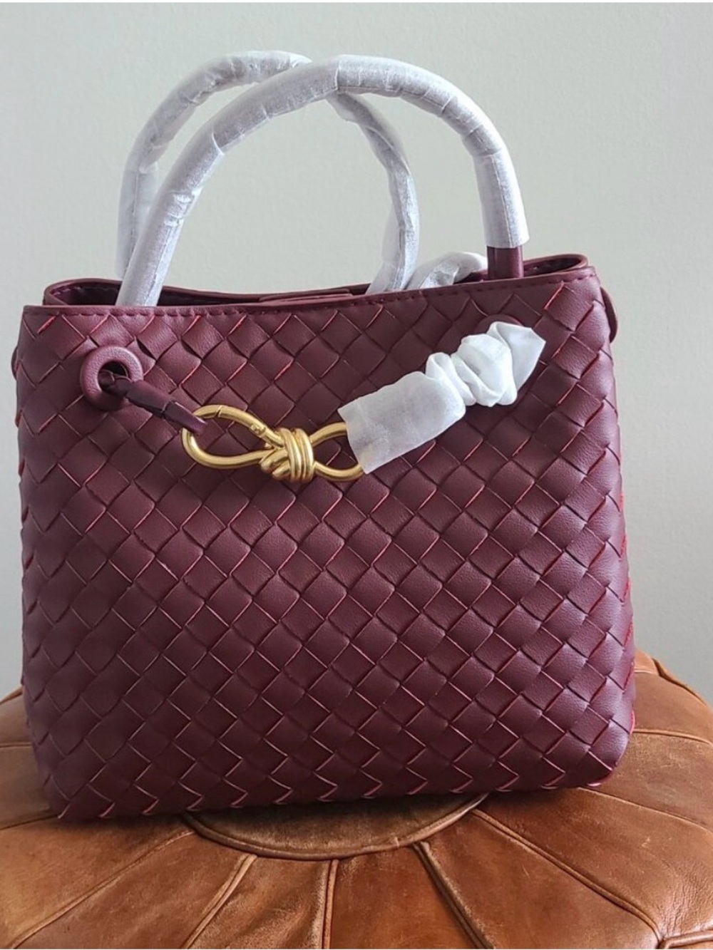 Woven small tote bag /chic and stylish small tote bag /woven style bag